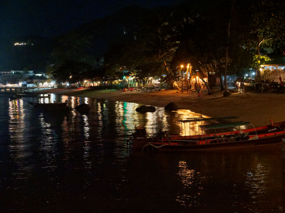Bucht von Mae Hat am Abend - Ko Tao 