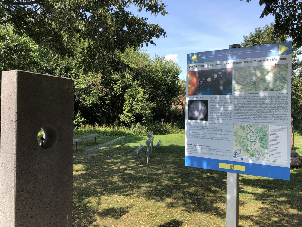 Die Merkur-Station im Gesundheitsgarten in Liblar - Erftstädter Planetenweg