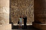 Doppeltempel des Krokodilgottes Sobek und des falkenköpfigen Haroeris in Kom Ombo  / Ägypten 2010