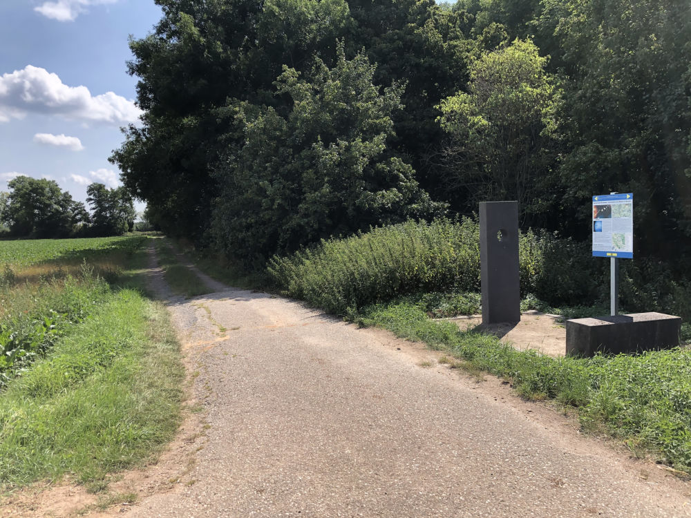 Die Neptun-Station auf dem Erftstädter Planetenweg