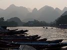 Perfume Pagoda am Yen Fluss bei Hanoi